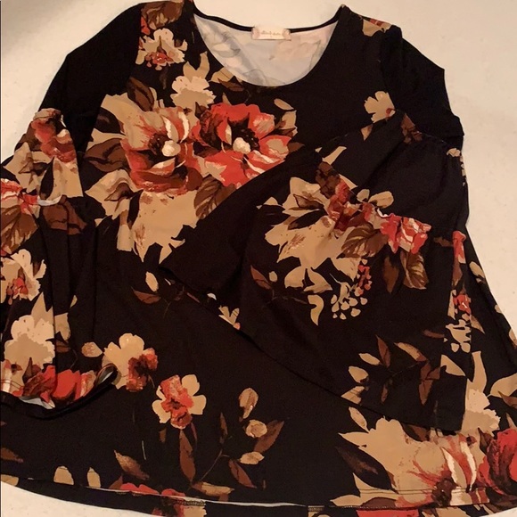 NWT Altar’d State  Blouse - Picture 4 of 8